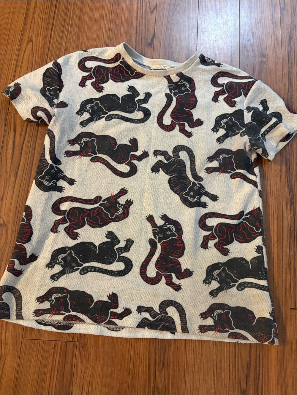 Zara Cream Tee with Black & Red Tiger Motif